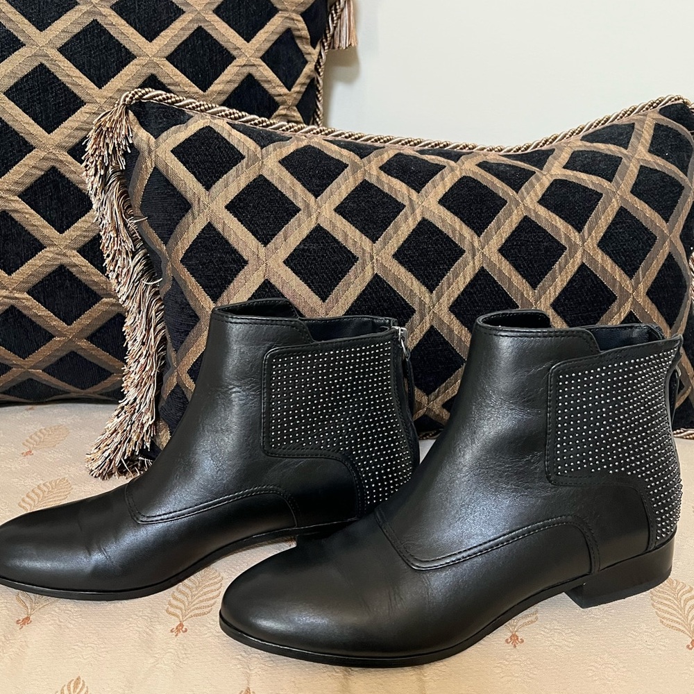 Pour La Victoire Black Keon Ankle Boots